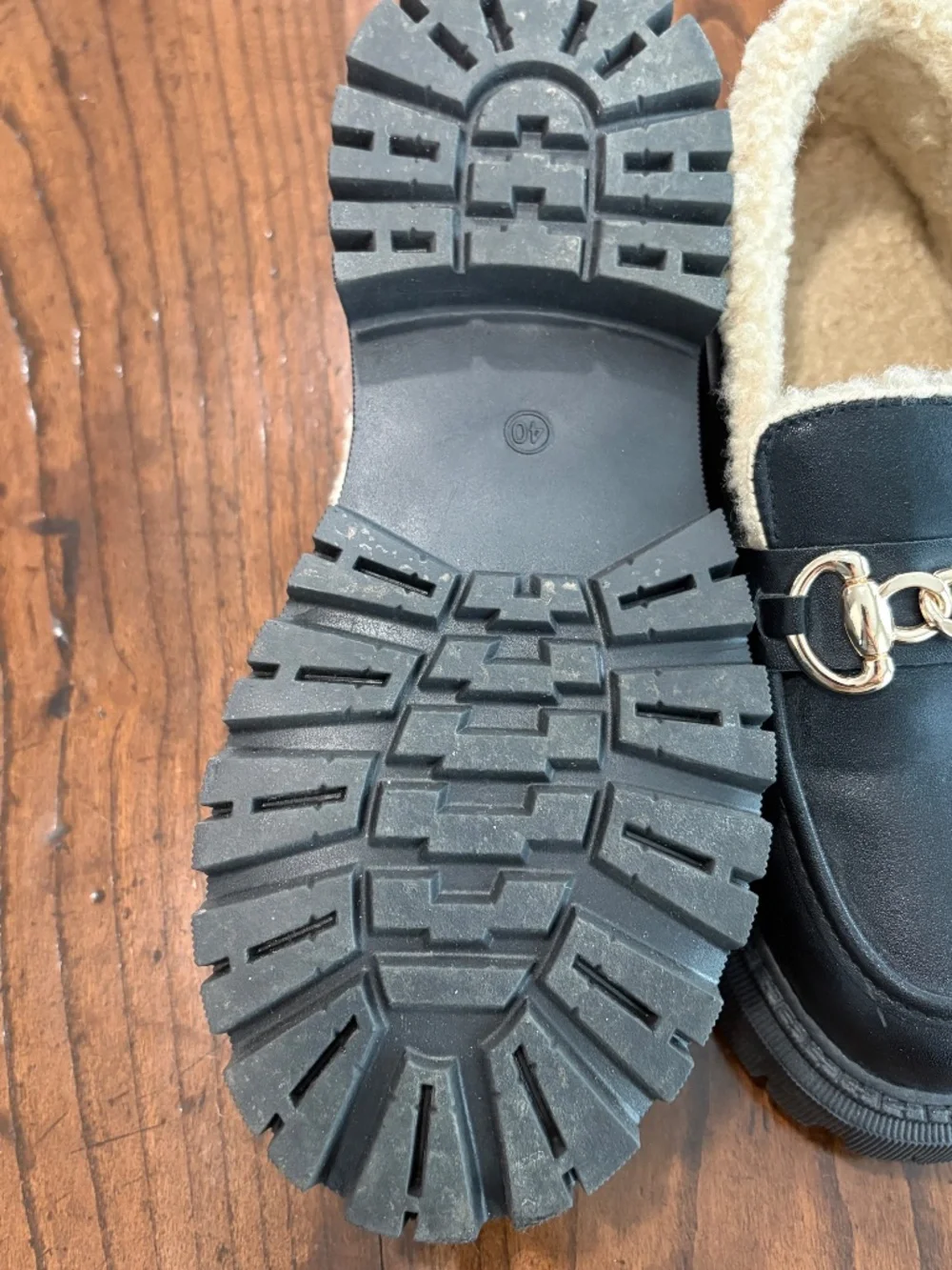 Black Faux Leather Sherpa Lined Chunky Lug Sole Bit Loafers Size 40 (9 US) - Picture 6 of 7